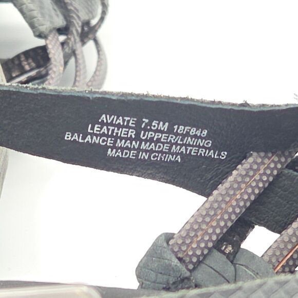 OTBT Aviate Black Two-Tone Leather Wedge Sandals Women’s 7.5 EUC Strappy Shoes - Picture 9 of 9